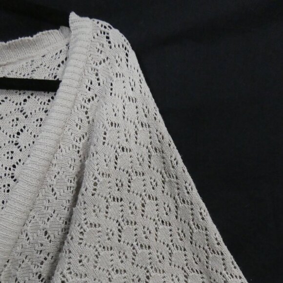 JESSICA - Petite | large (14-16) 16P | Elegant Crochet Cardigan | Single Button - Picture 5 of 16